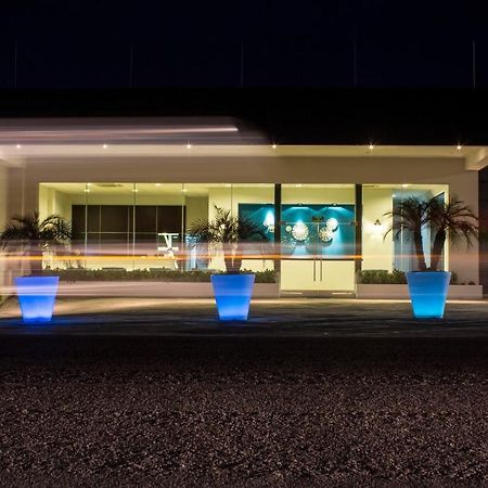 Hotel Aqua Spa & Resort Мартинес-де-ла-Торре Экстерьер фото
