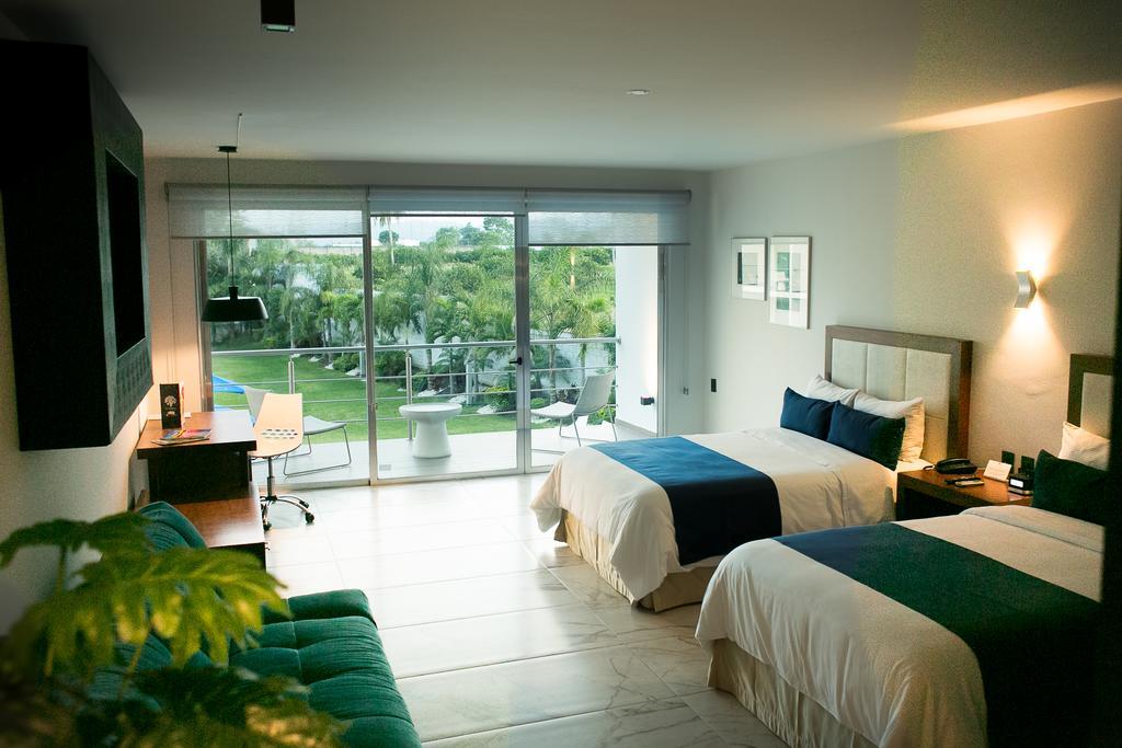 Hotel Aqua Spa & Resort Мартинес-де-ла-Торре Экстерьер фото