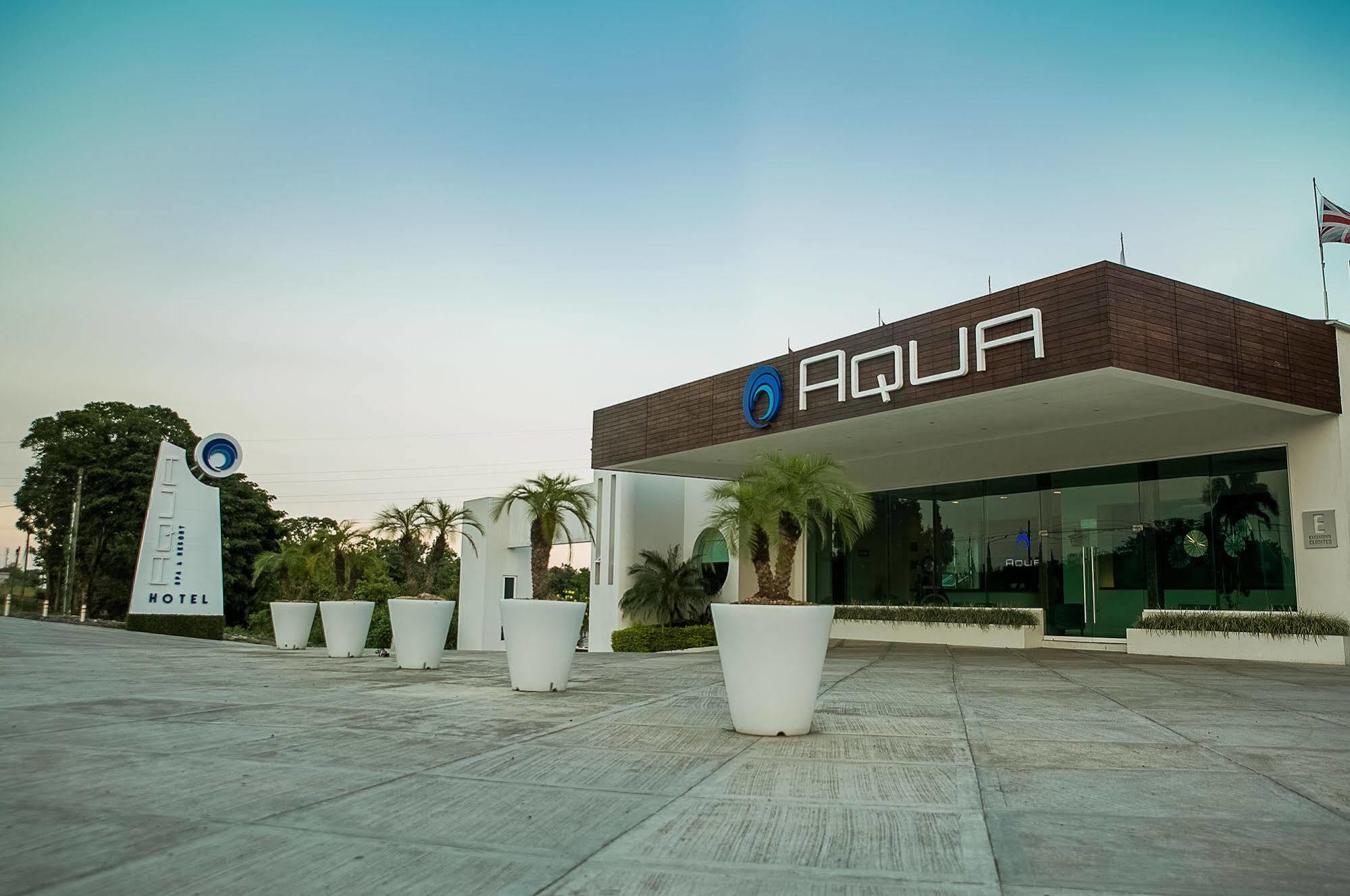 Hotel Aqua Spa & Resort Мартинес-де-ла-Торре Экстерьер фото