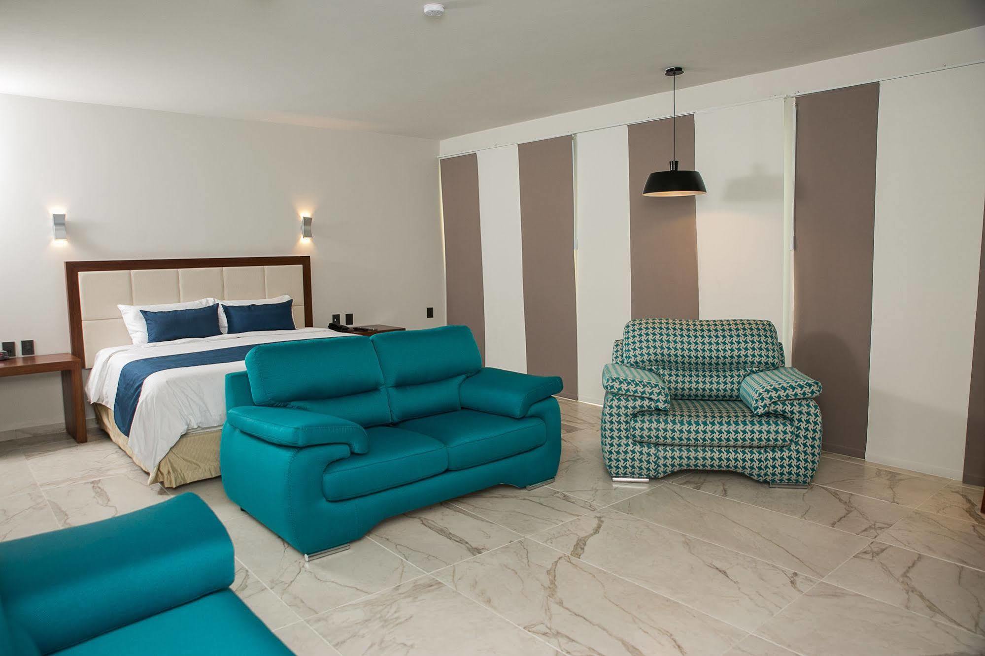 Hotel Aqua Spa & Resort Мартинес-де-ла-Торре Экстерьер фото