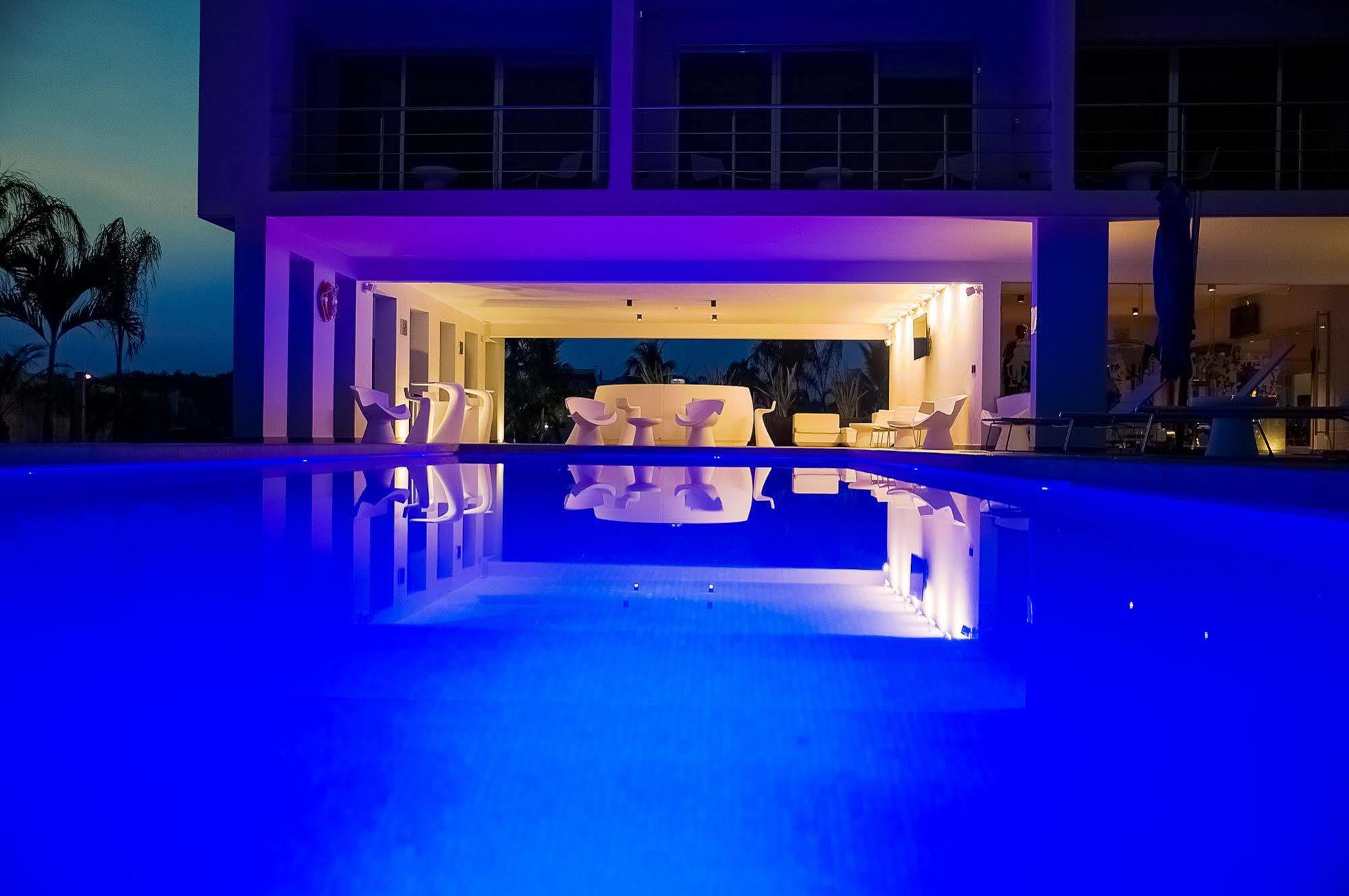 Hotel Aqua Spa & Resort Мартинес-де-ла-Торре Экстерьер фото